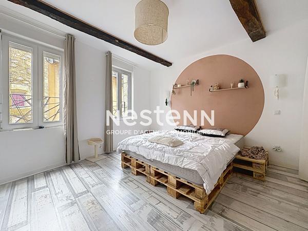 Maison de ville  meublée, 2 chambres avec cour extérieur pièces à Nérac