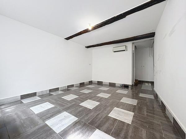 Maison de ville  meublée, 2 chambres avec cour extérieur pièces à Nérac