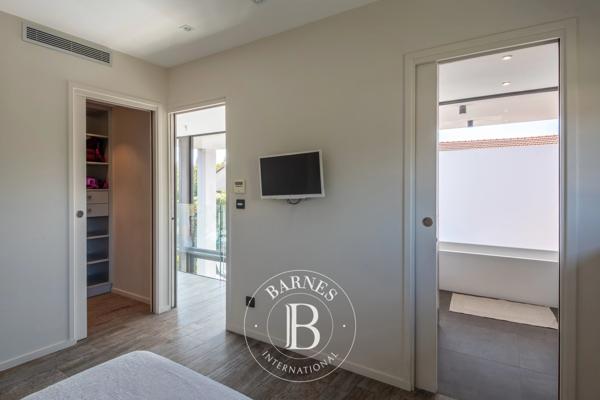 Sainte-Foy-lès-Lyon, Villa 3 Chambres -  220 m² à vendre