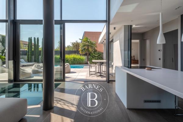 Sainte-Foy-lès-Lyon, Villa 3 Chambres -  220 m² à vendre