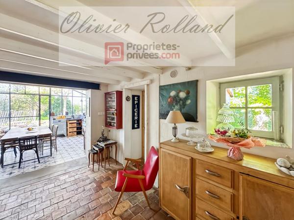 Écrin de Verdure et Authenticité : Demeure de Caractère de 212 m² à Rablay sur Layon