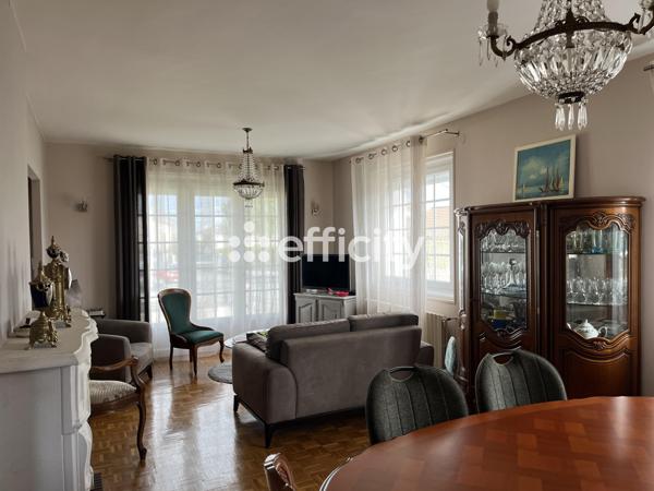 Maison 7 pièces - 140 m²