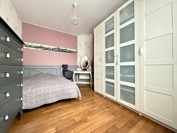 Charmant appartement en duplex de 55m² secteur Saint-André / Jean-Jaurès avec garage.