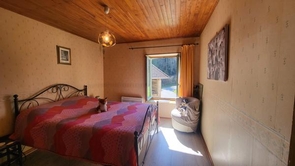 MAISON DE CAMPAGNE AVEC AVEC 1 ha35ca de TERRAIN