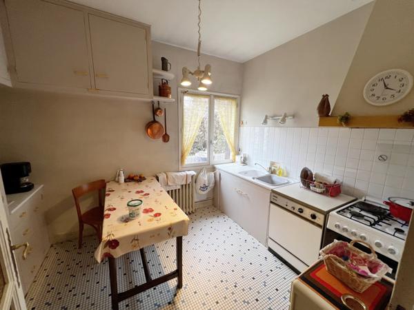 MAISON - 3 CHAMBRES - GARAGE