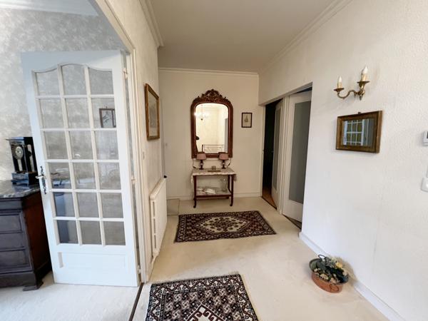 MAISON - 3 CHAMBRES - GARAGE