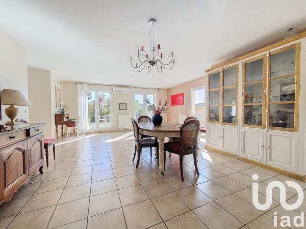 Appartement 5 pièces de 142 m² à Montélimar (26200)