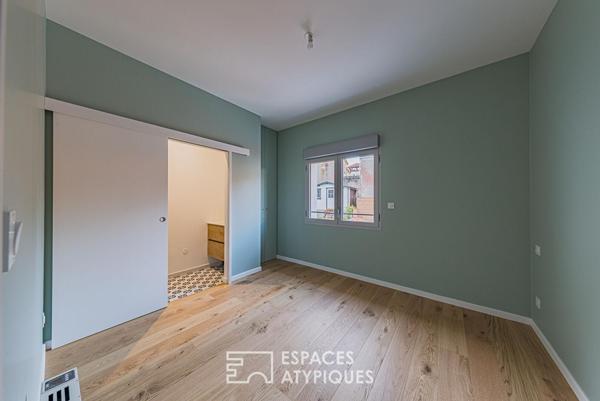 Appartement lumineux en dernier étage aux pieds du Bassin