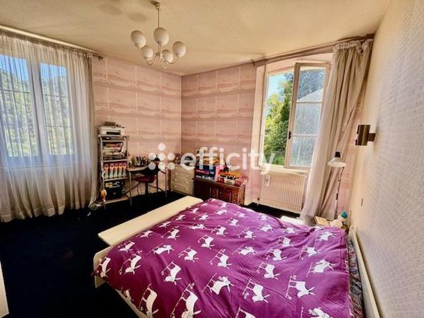 Maison 10 pièces - 243 m² Exclusivité efficity