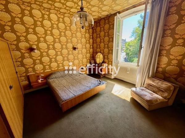 Maison 10 pièces - 243 m² Exclusivité efficity