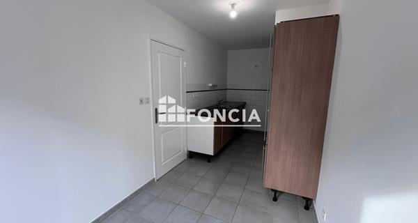Location Appartement 4 pièces 82.5 m² - Saint-jacques-de-la-lande 35136