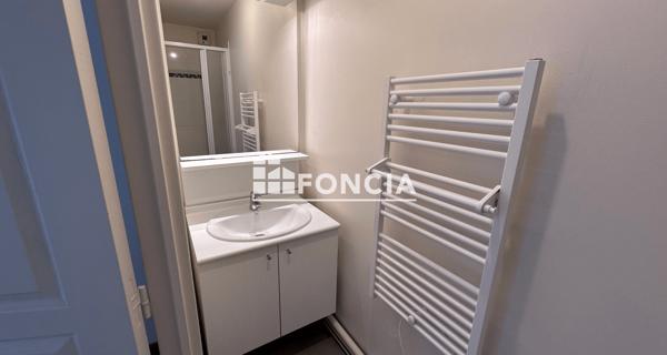 Location Appartement 4 pièces 82.5 m² - Saint-jacques-de-la-lande 35136