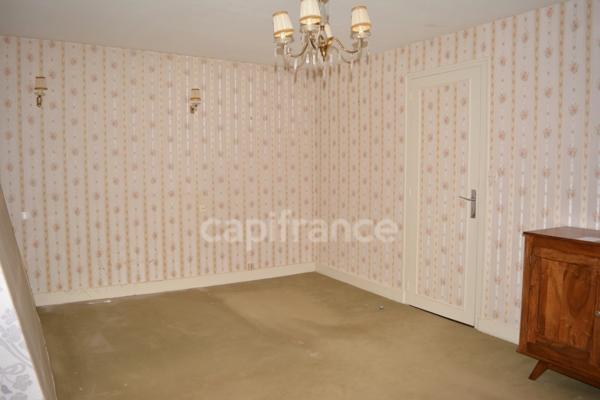 Maison à vendre 7 pièces SANCERGUES (18)Garage,Atelier