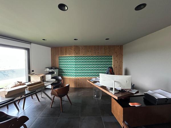 Bureaux à louer - 140 m2 - Tecnosud 2