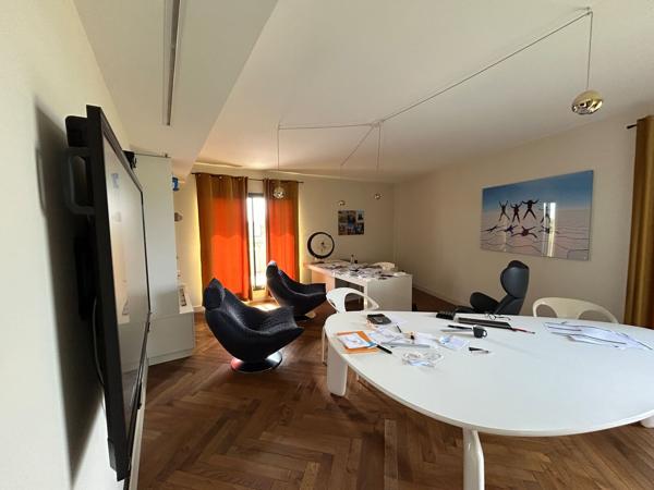 Bureaux à louer - 140 m2 - Tecnosud 2
