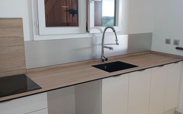 Maison à louer    4 pièces •  Rivière-Salée