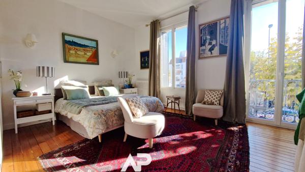 Maison bourgeoise - 2 min des Parcs - La Rochelle €1 080 000 ** - Référence ND643