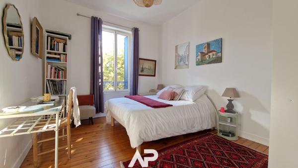 Maison bourgeoise - 2 min des Parcs - La Rochelle €1 080 000 ** - Référence ND643