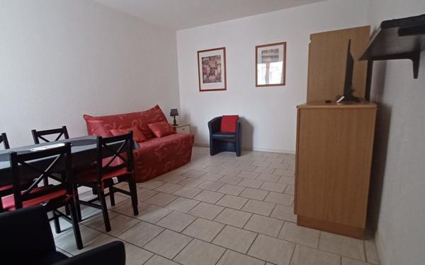 Appartement à louer    2 pièces •  Rochefort