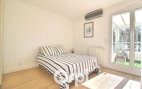 Maison à vendre    5 pièces • 140 m2 Marseille 12