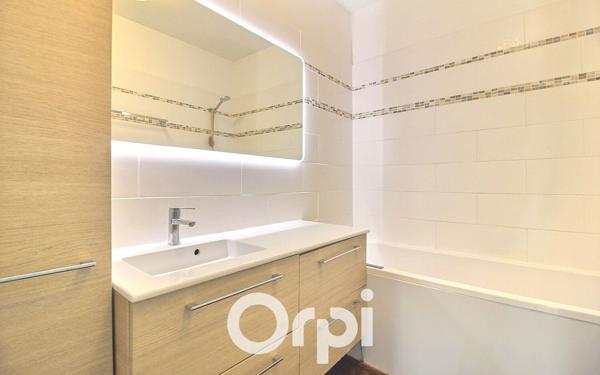 Maison à vendre    5 pièces • 140 m2 Marseille 12