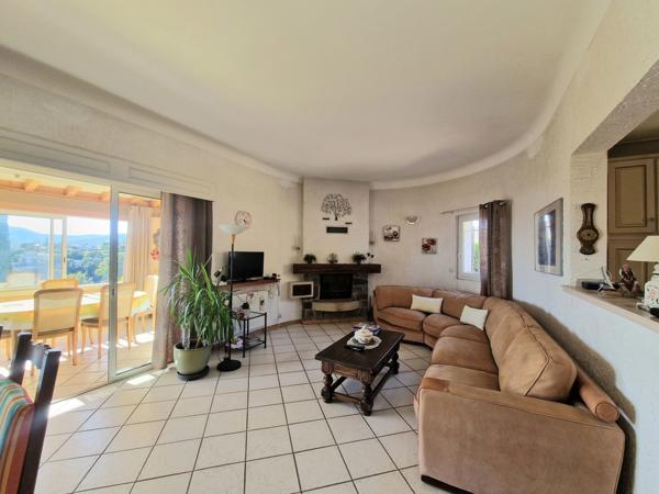 Immobilier Sainte-Maxime (83120) – Maison 164m2 – 1 050 000 €