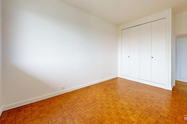 Appartement Le Mesnil-Le-Roi 3 pièce(s) 2 ch 91.37 m2