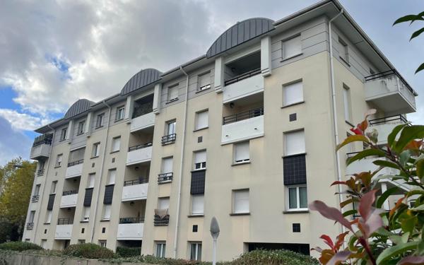 Appartement à vendre    2 pièces • 43,67 m2 Lognes