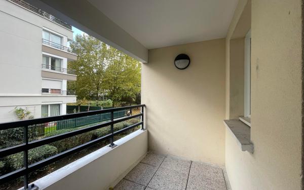 Appartement à vendre    2 pièces • 43,67 m2 Lognes