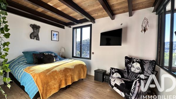 Maison à vendre 5 pièces 250 m² Auribeau-sur-Siagne