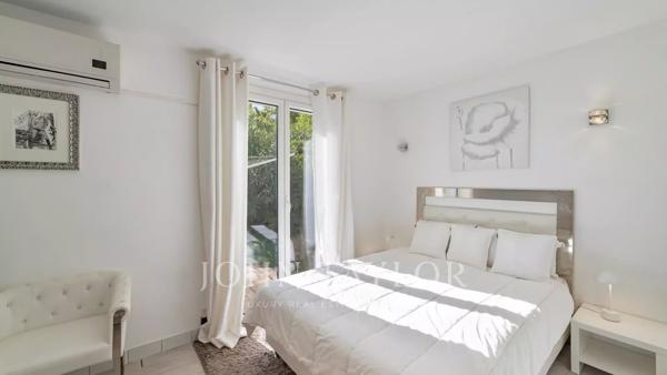 Ravissante villa avec piscine proche centre-ville