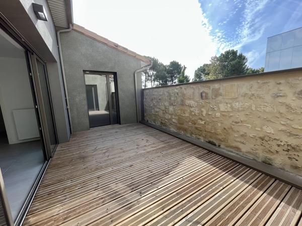 En Pierre - Dernier Etage Terrasse Sud- Parkings