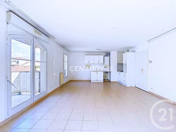 Appartement F3/4 à vendre  4 pièces - 85,77 m 2   AUBAGNE  - 13