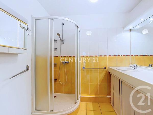 Appartement F3/4 à vendre  4 pièces - 85,77 m 2   AUBAGNE  - 13