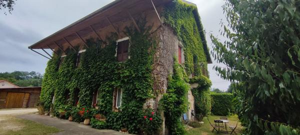 Maison Saint Seine En Bâche 8 pièce(s) 200 m² sur un terrain clos et plat de 5300 m²