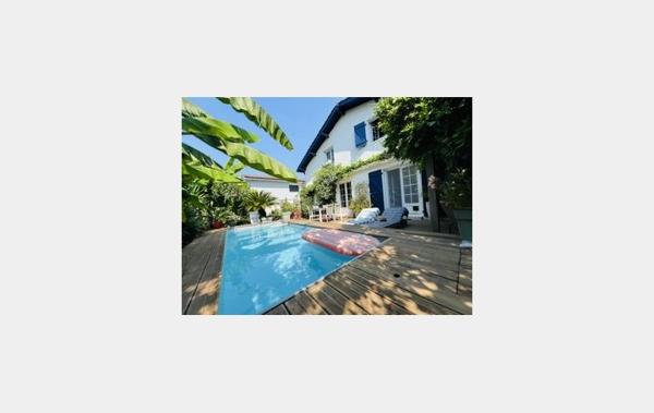 Vente Maison Avec jardin et piscine Biarritz