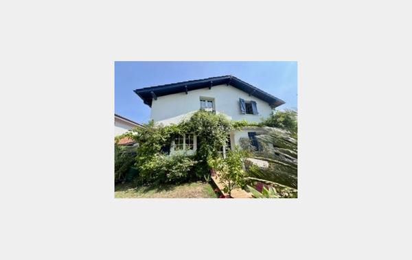 Vente Maison Avec jardin et piscine Biarritz