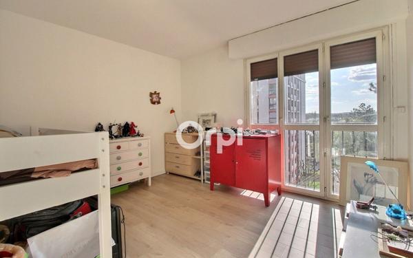 Appartement à vendre    5 pièces • 99 m2 Viry-Châtillon