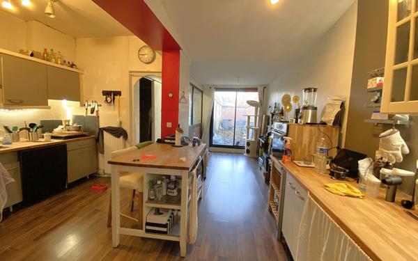 Immeuble à vendre    2 pièces •  Amiens