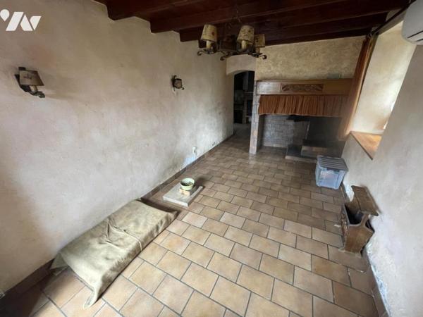 À VENDRE – Corps de ferme à rénover avec fort potentiel et terrain à batîr – Arcizac-Adour