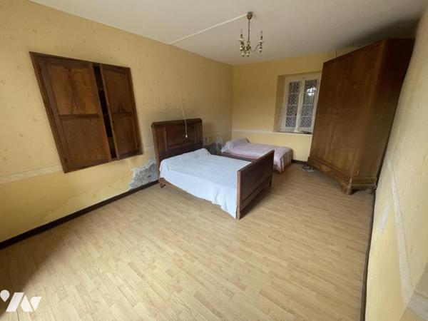 À VENDRE – Corps de ferme à rénover avec fort potentiel et terrain à batîr – Arcizac-Adour