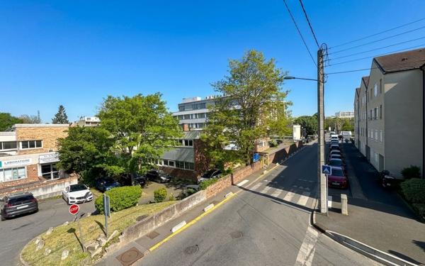 Maison à vendre    3 pièces • 61 m2 Ris-Orangis