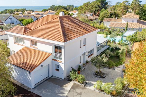 SAINTE MARIE SUR MER - DEUX VILLAS - PISCINE COUVERTE