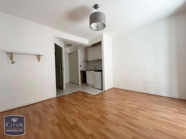Appartement à louer 1 pièce 22.08m² Clermont-Ferrand (63000)