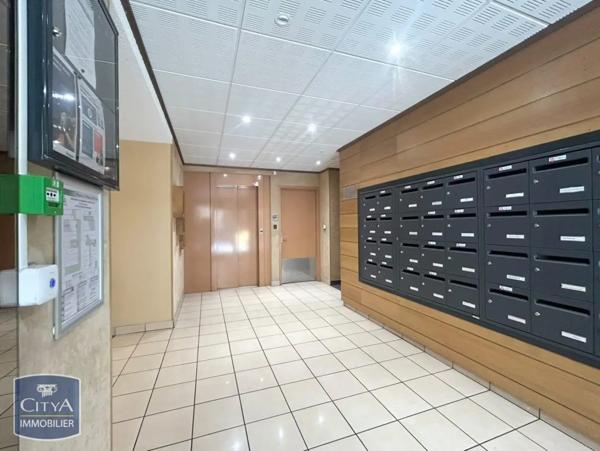 Appartement à louer 1 pièce 22.08m² Clermont-Ferrand (63000)