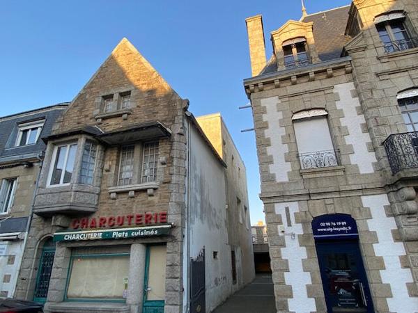 Concarneau maison hyper centre ville avec surface commerciale