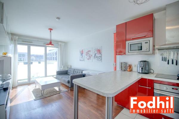 A 5 min du Parc de Sceaux- Appartement 3 pièces avec terrasse et un box- résidence Franco Suisse.