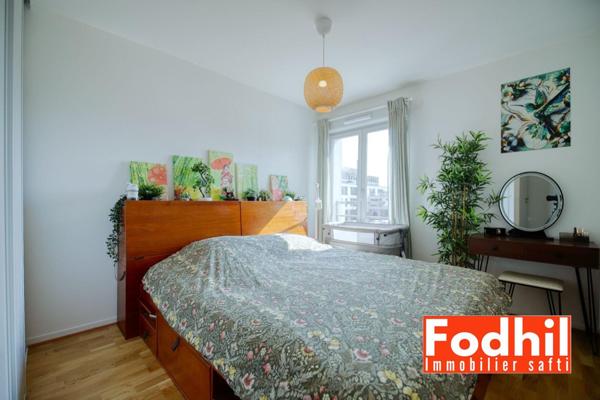 A 5 min du Parc de Sceaux- Appartement 3 pièces avec terrasse et un box- résidence Franco Suisse.