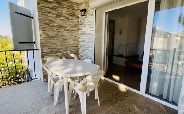 RARE : Bel Appartement T3 lumineux avec grand balcon et parking privé