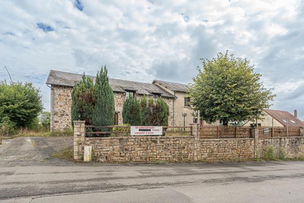 Maison 9 pièces - 360 m² Exclusivité efficity